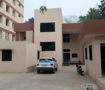 GANDHINAGAR LIBRARY (15)