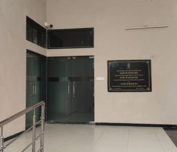 GANDHINAGAR LIBRARY (18)